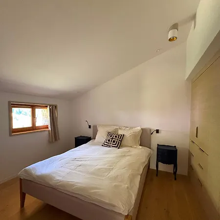 Maisonette Privee Sur Le Tmb شقة لا فولى